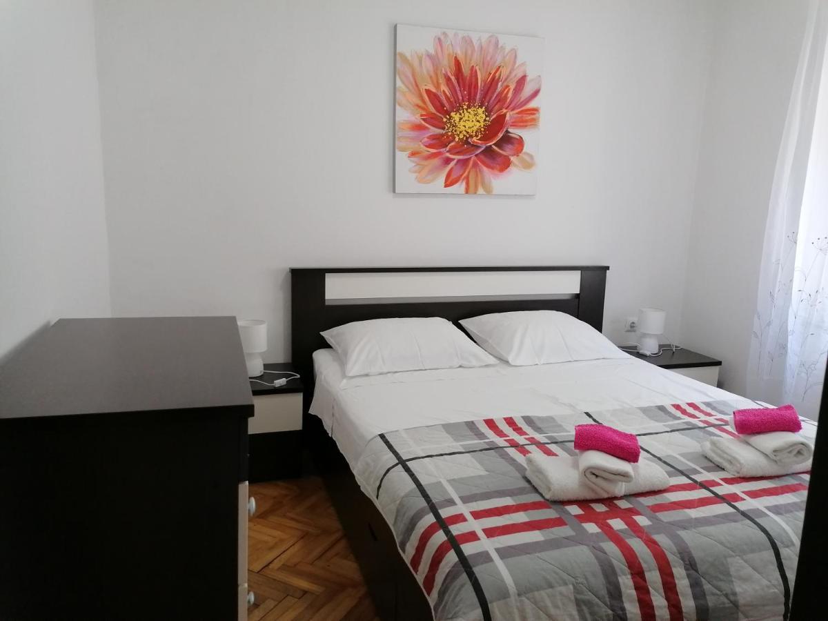 Apartment Varelija Брибир Екстериор снимка