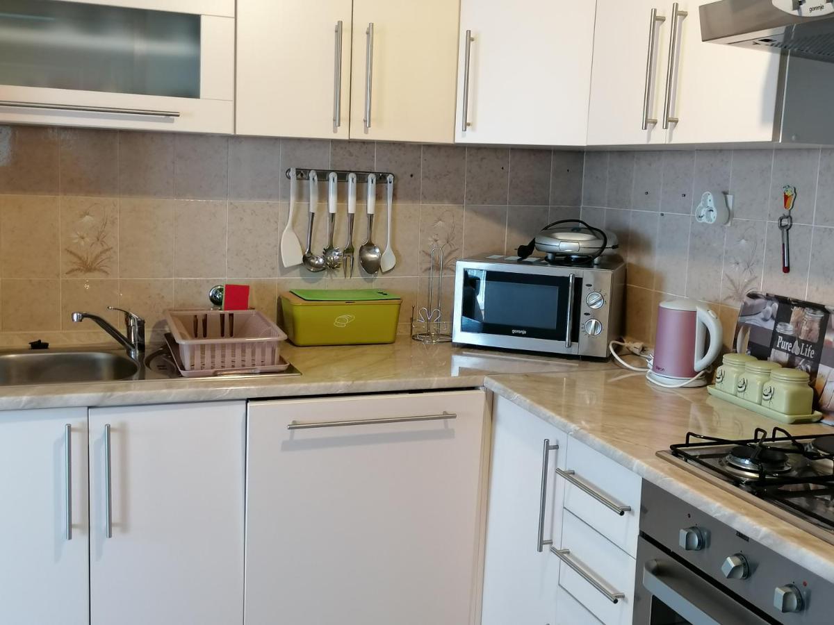 Apartment Varelija Брибир Екстериор снимка