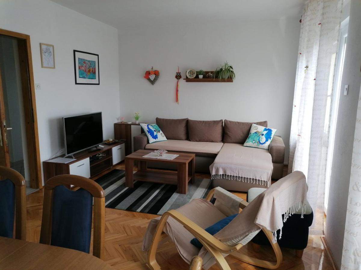Apartment Varelija Брибир Екстериор снимка