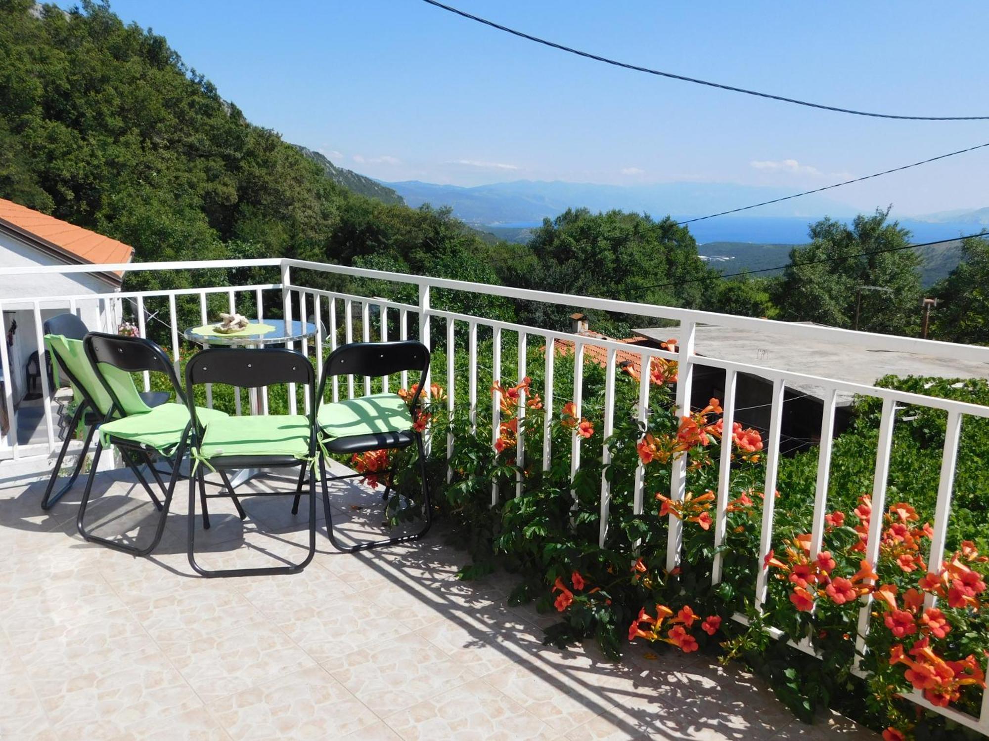 Apartment Varelija Брибир Екстериор снимка