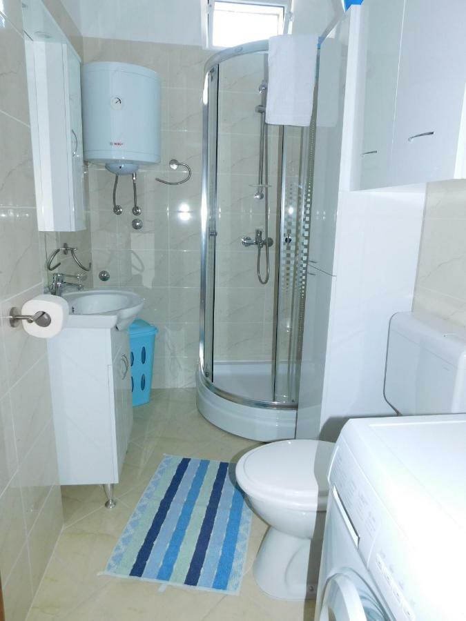 Apartment Varelija Брибир Екстериор снимка