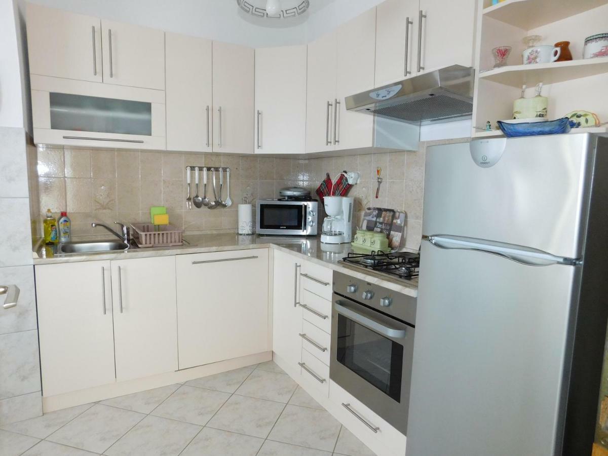 Apartment Varelija Брибир Екстериор снимка